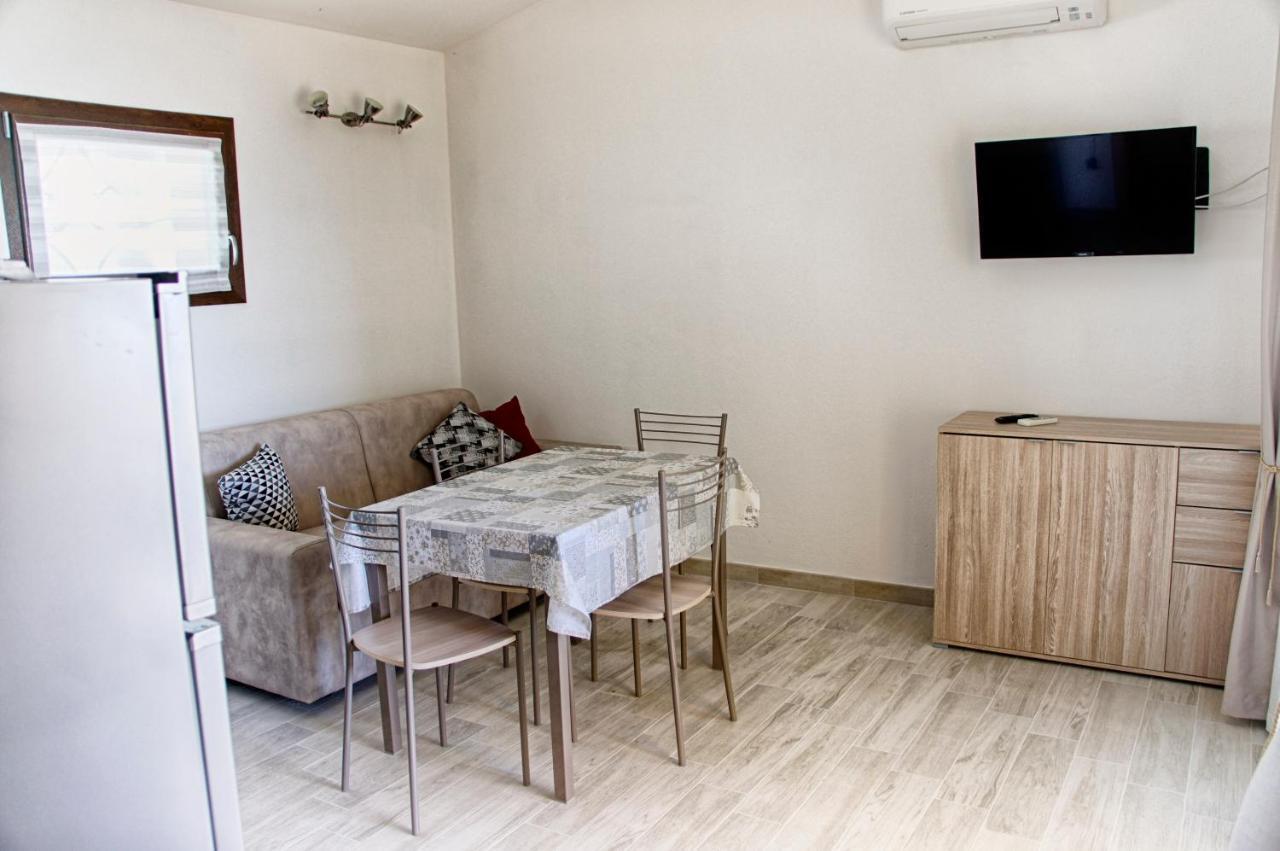 Appartement Aquilone à Badesi Extérieur photo